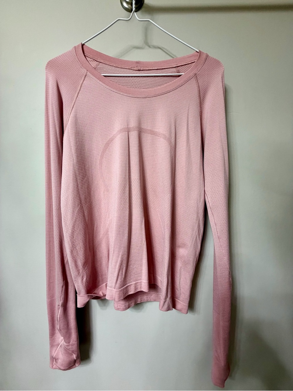 Lululemon Women’s Swiftly Tech Long-Sleeve - Pink - size 10 - waist length